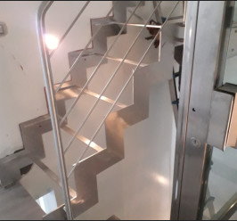 Realizzazione scale e ringhiere